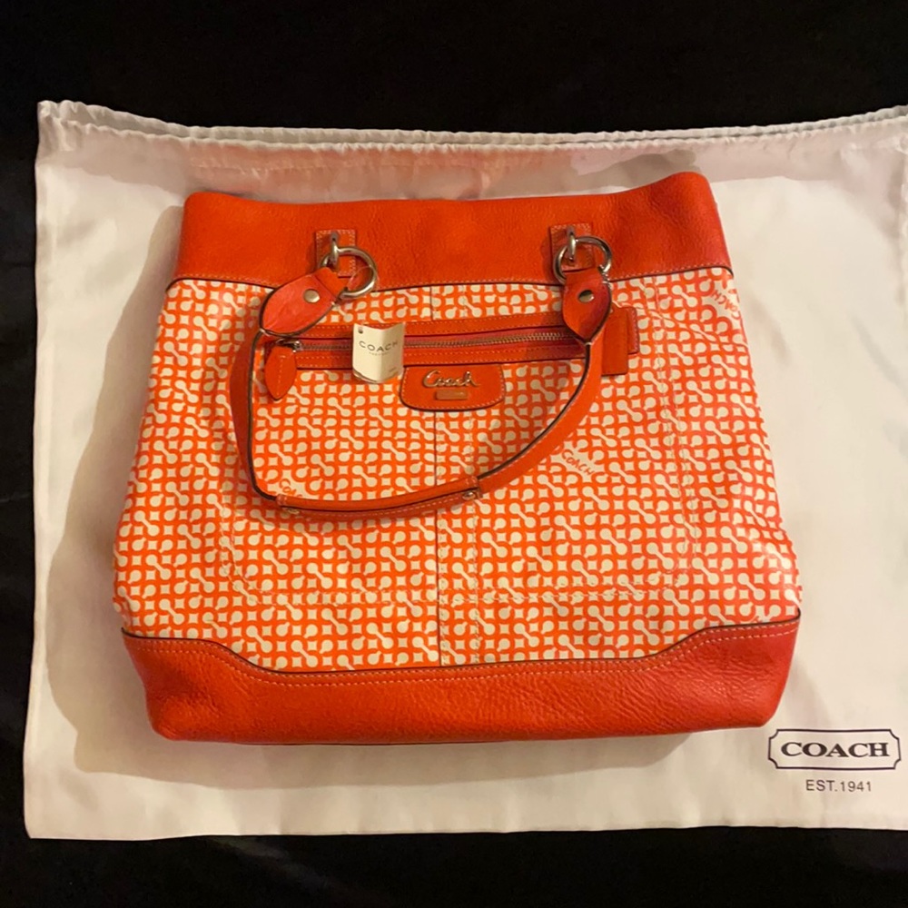 VINTAGE COACH ORANGE/With FREE ORANGE COACH SCARF